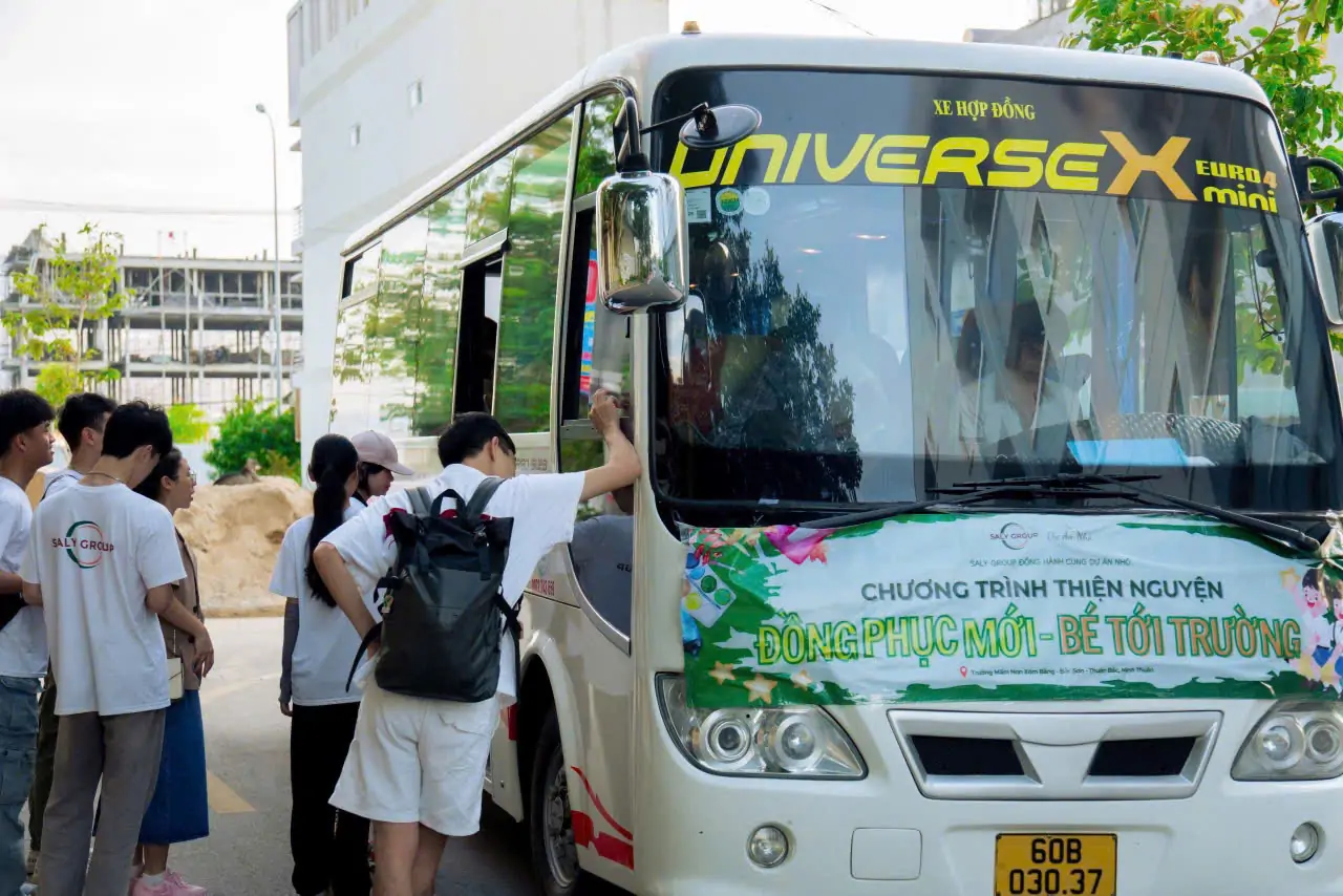 thuê xe du lịch theo tour